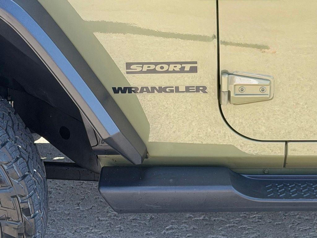 Jeep Wrangler  2013