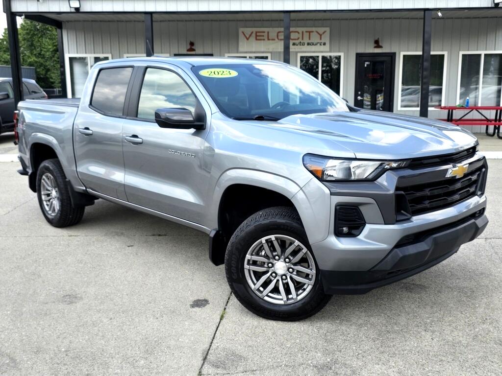 2023 Chevrolet Colorado LT photo 2