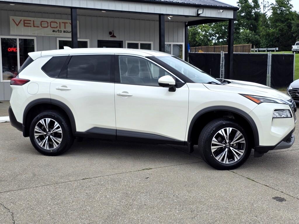2021 Nissan Rogue SV photo 4