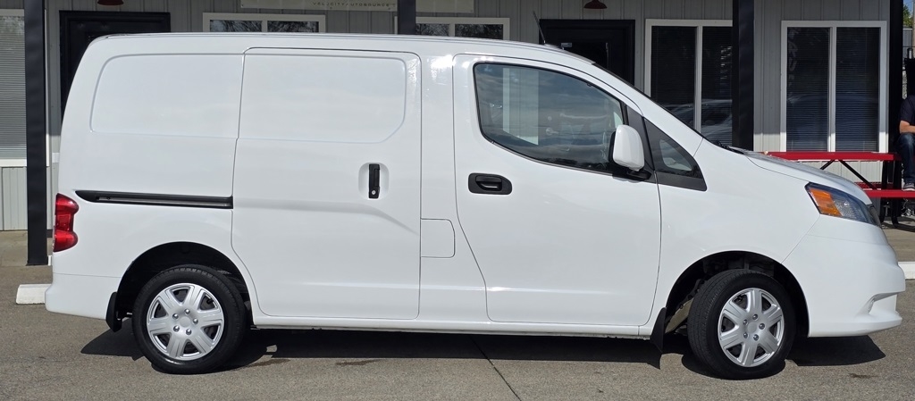 Nissan NV200  2020