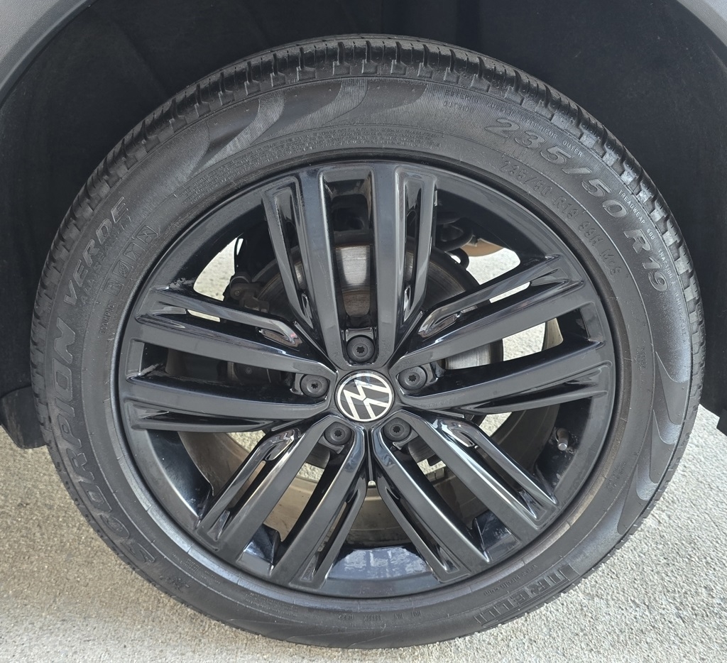 Volkswagen Tiguan  2022