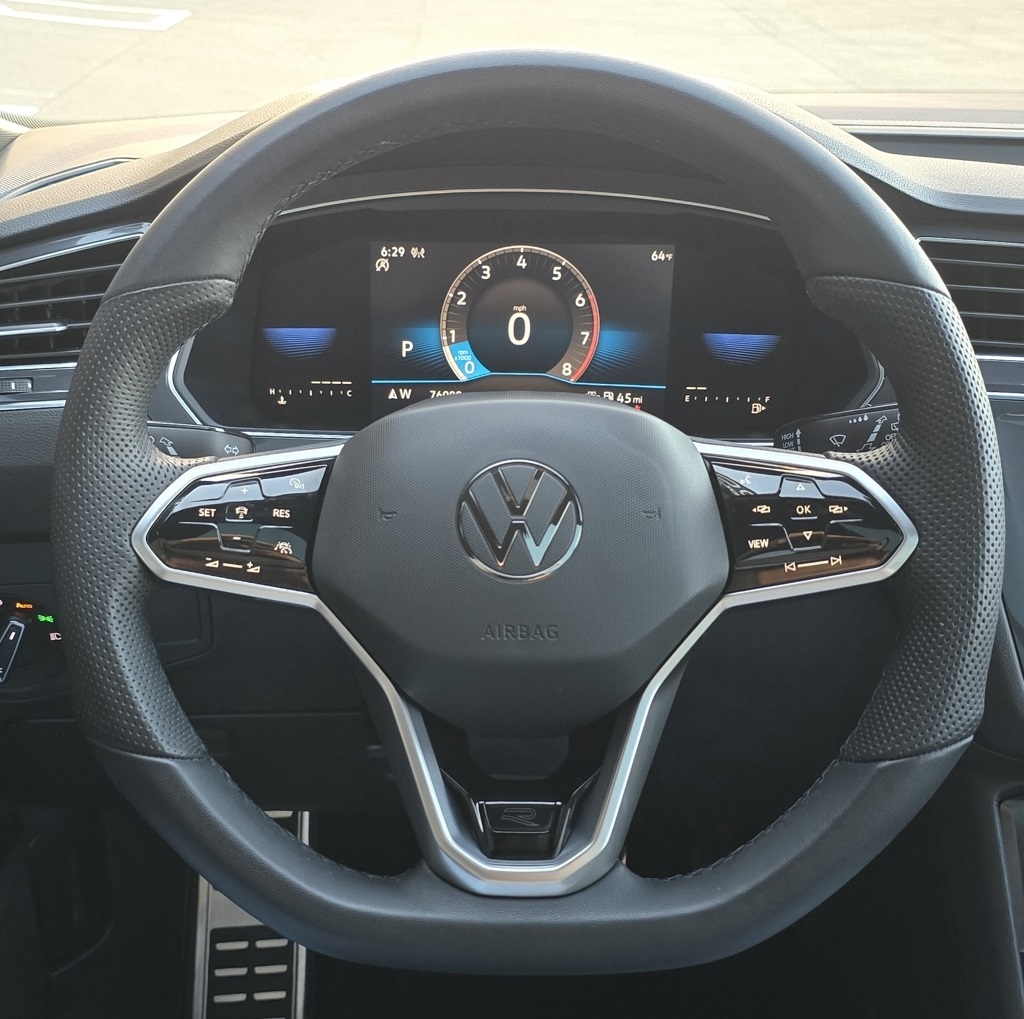 Volkswagen Tiguan  2022