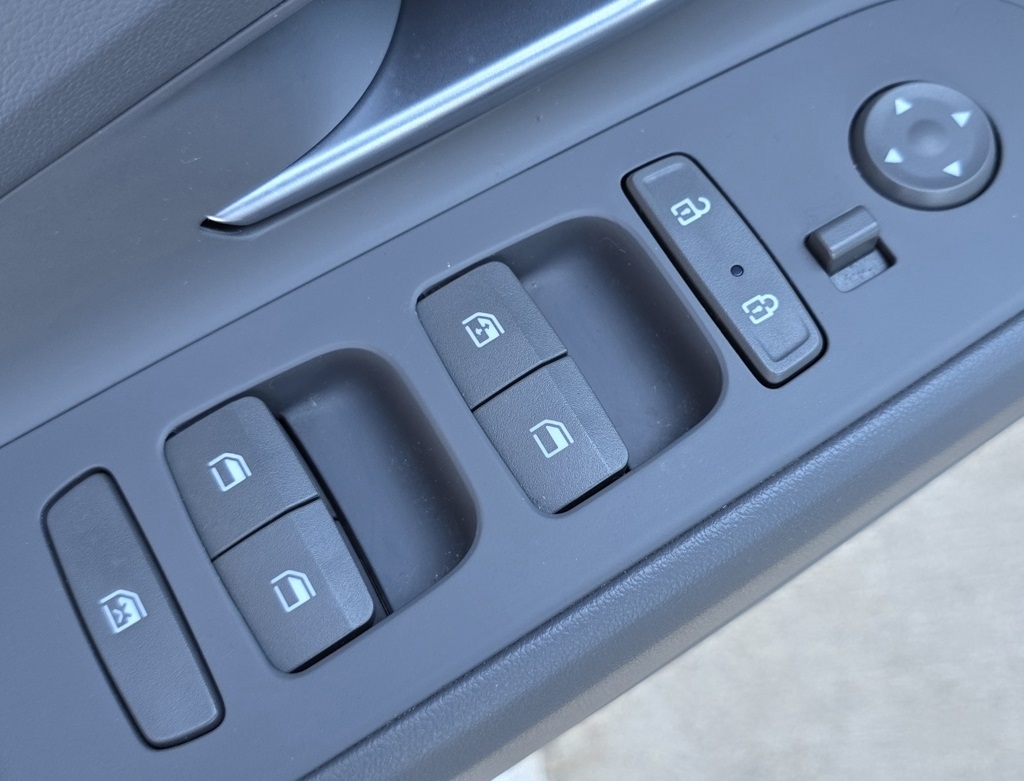 Hyundai Elantra  2023