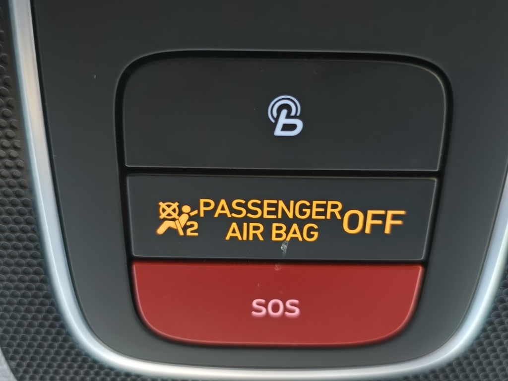 Hyundai Elantra  2023