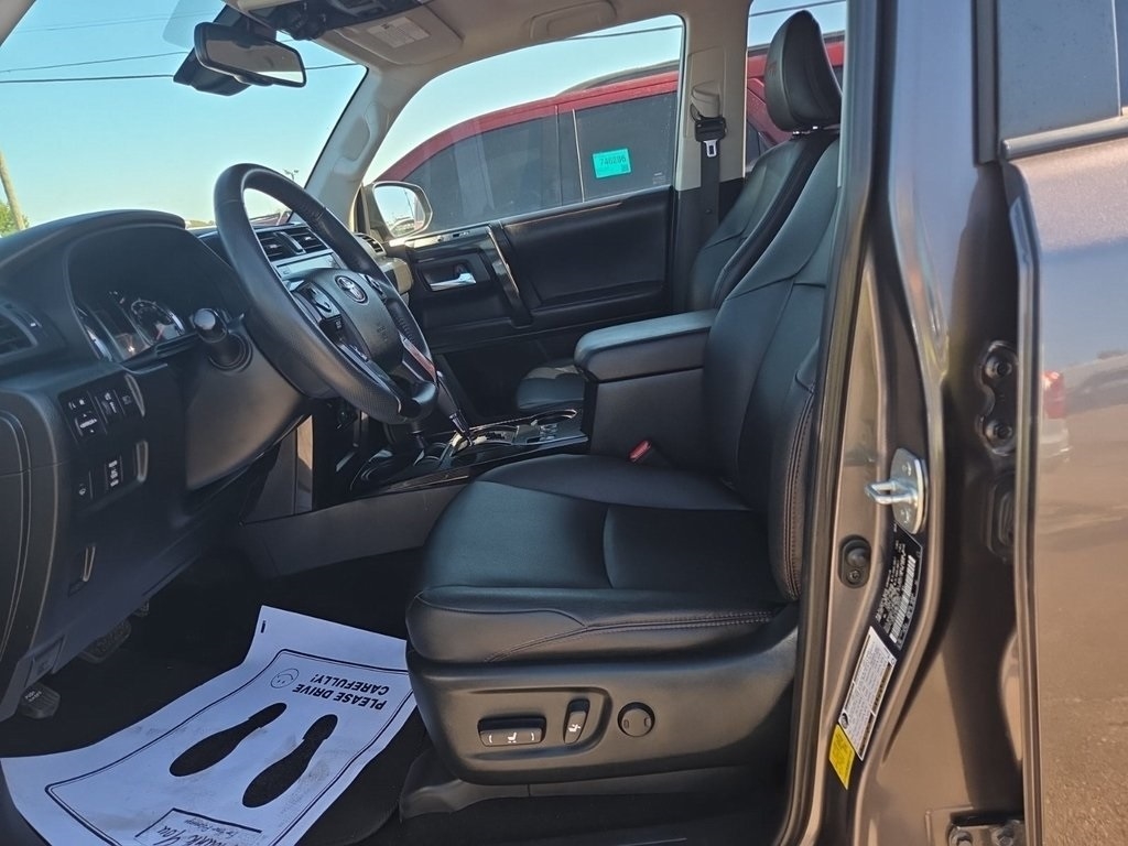 Toyota 4Runner  2021