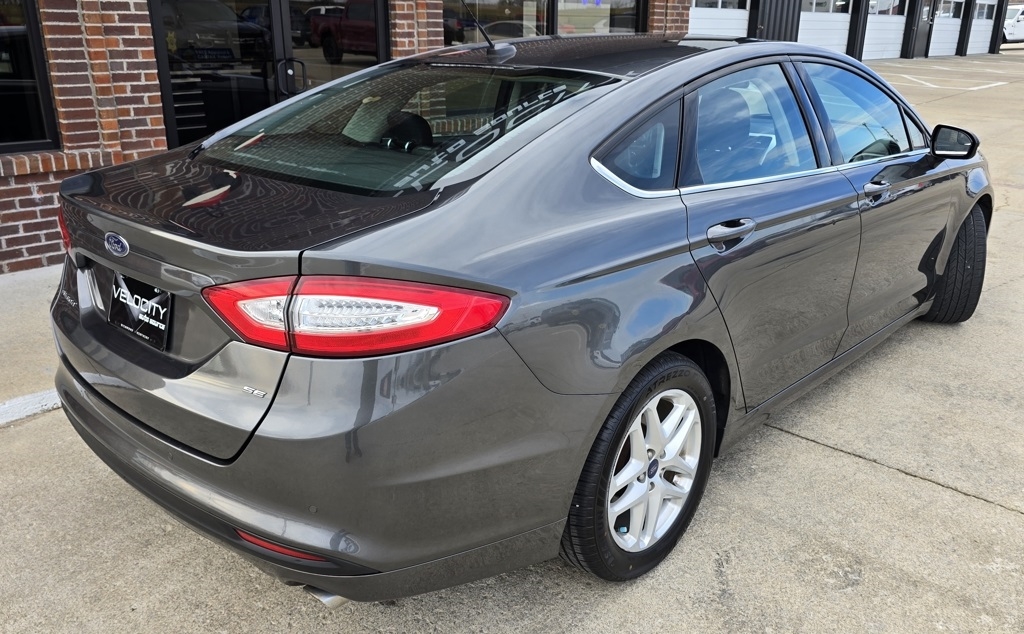 Ford Fusion  2016