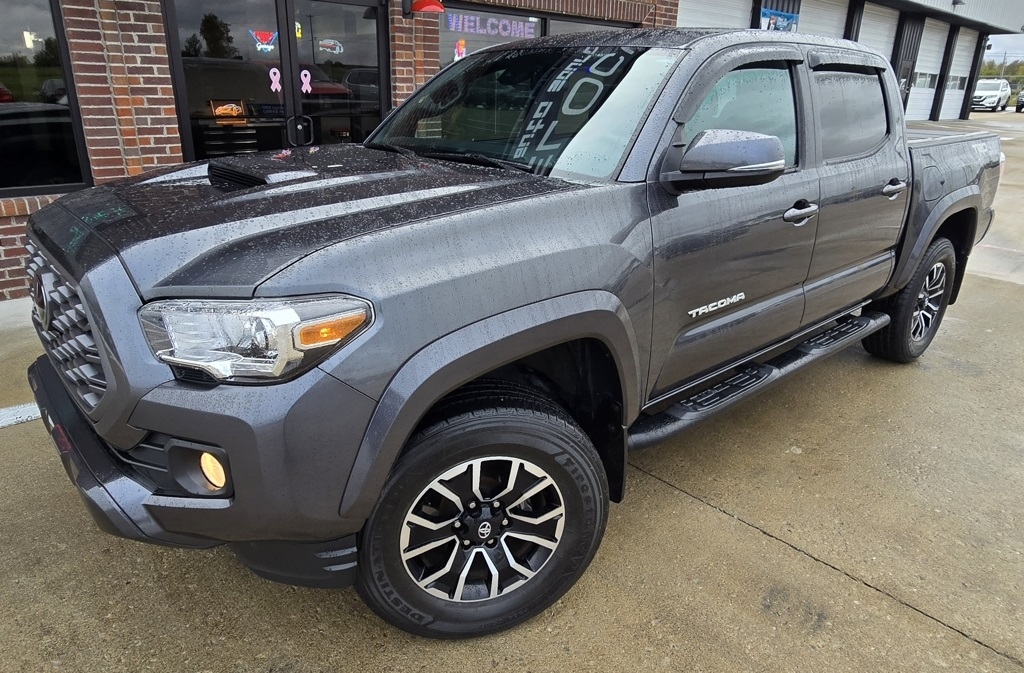 2022 Toyota Tacoma TRD Sport V6 photo 3