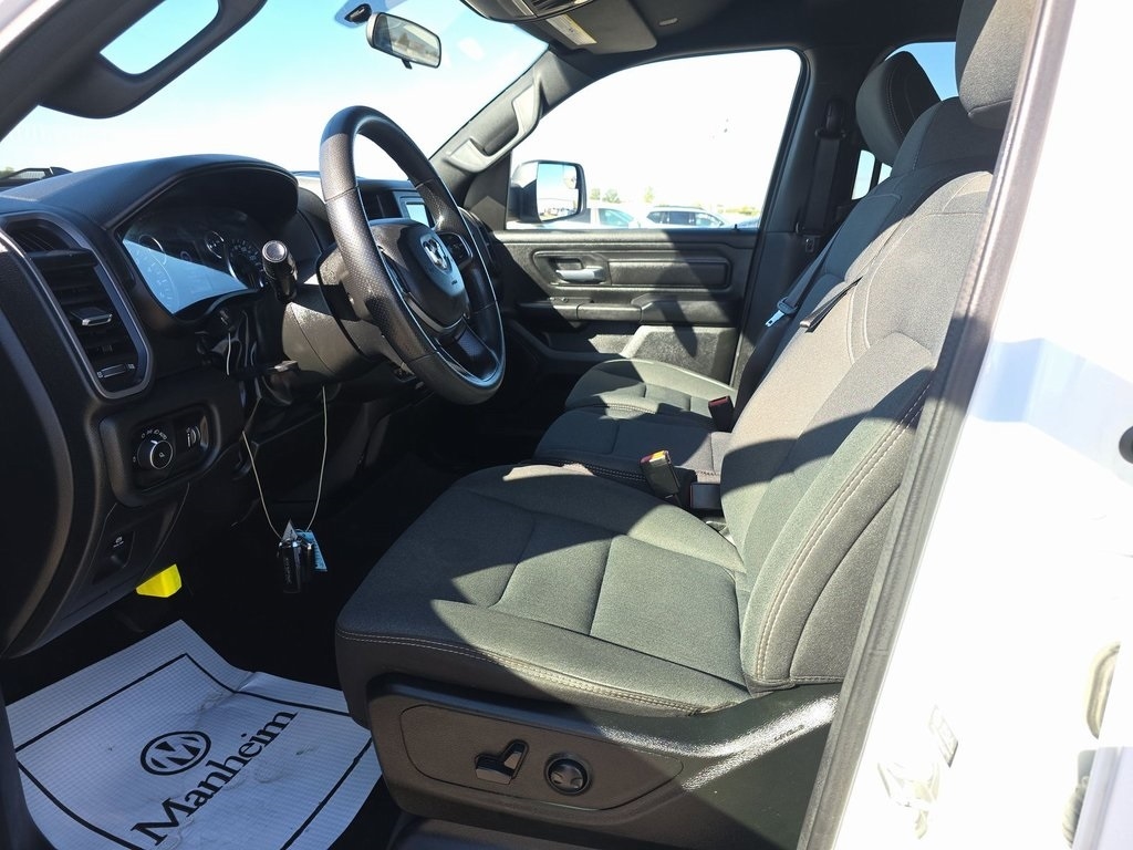 2022 Ram 1500 Tradesman photo 4