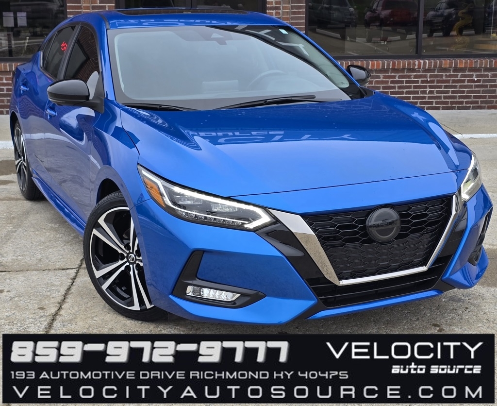 2022 Nissan Sentra SR's photo