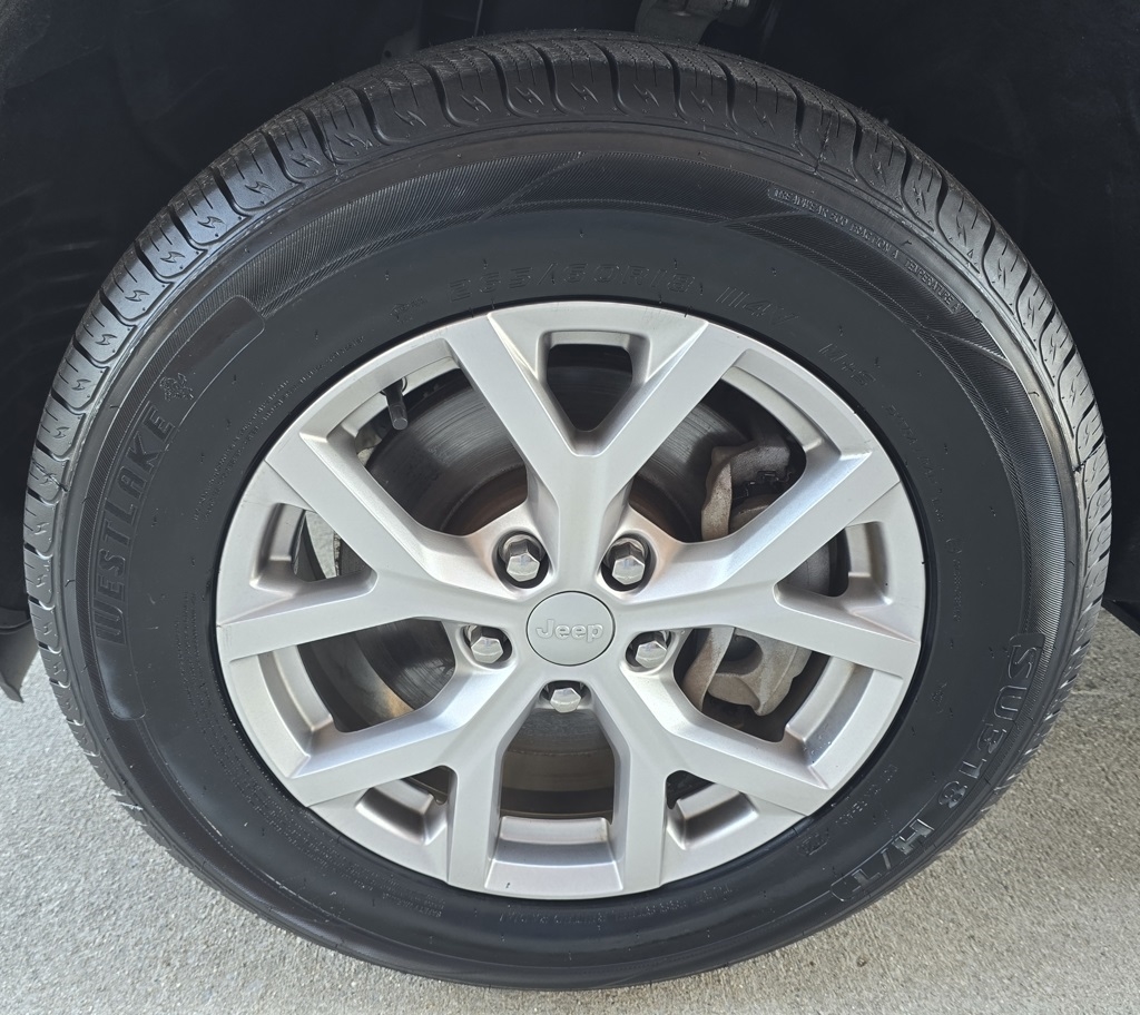 Jeep Grand Cherokee  2021