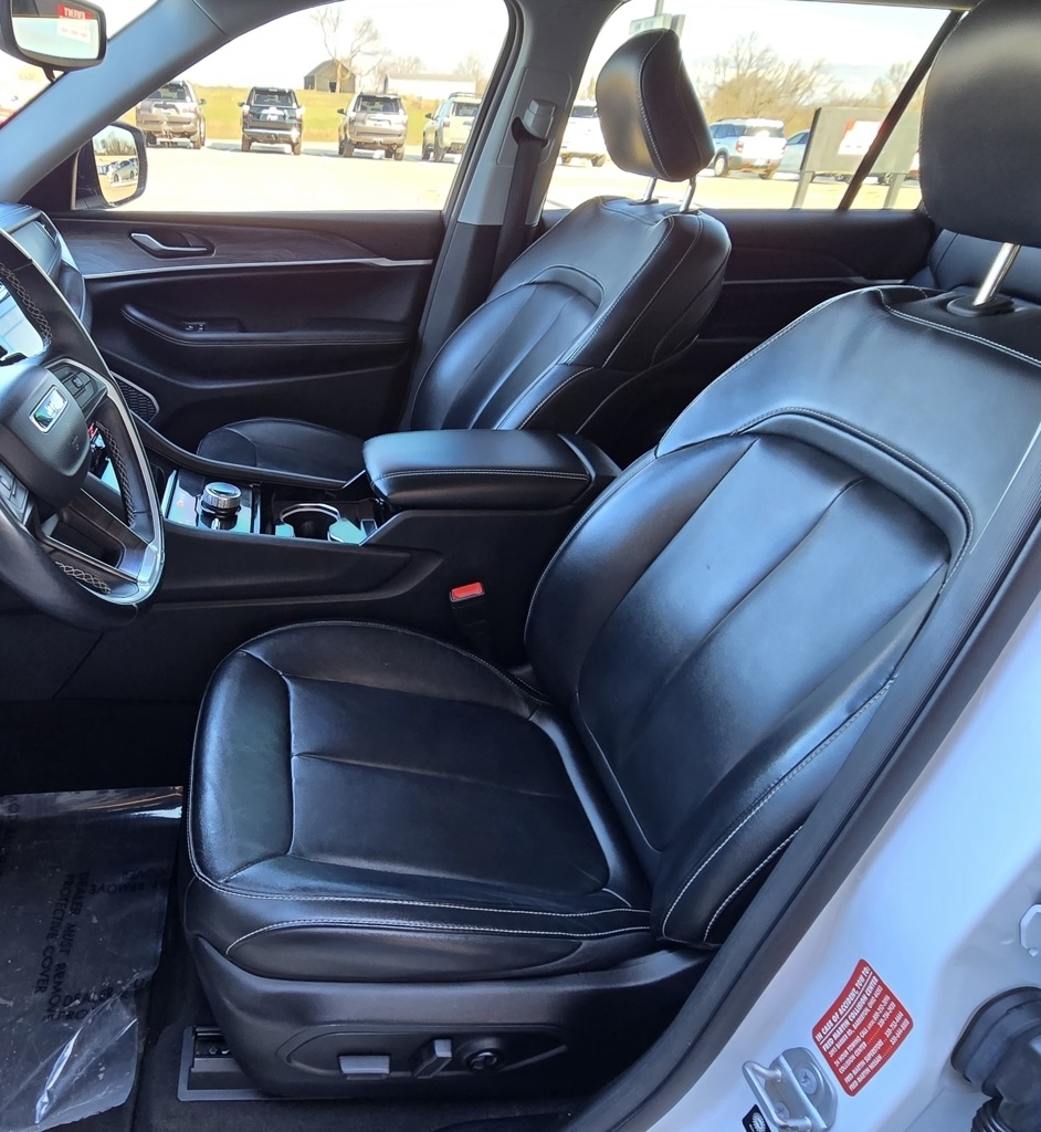 Jeep Grand Cherokee  2021