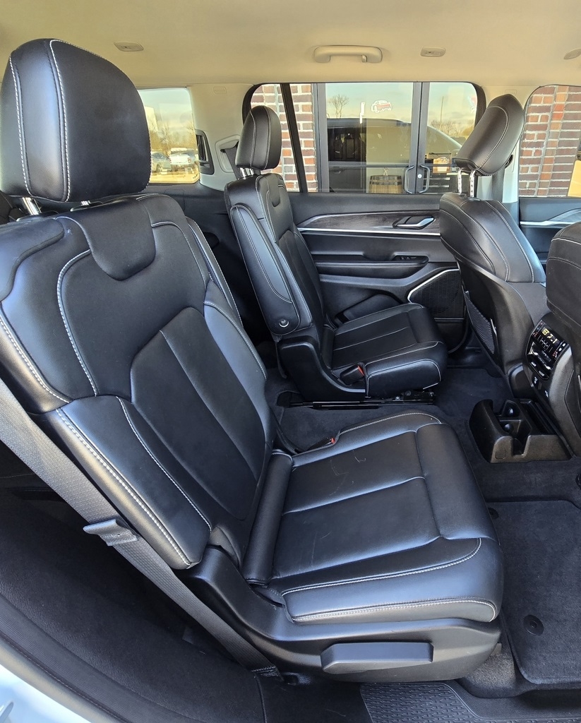 Jeep Grand Cherokee  2021