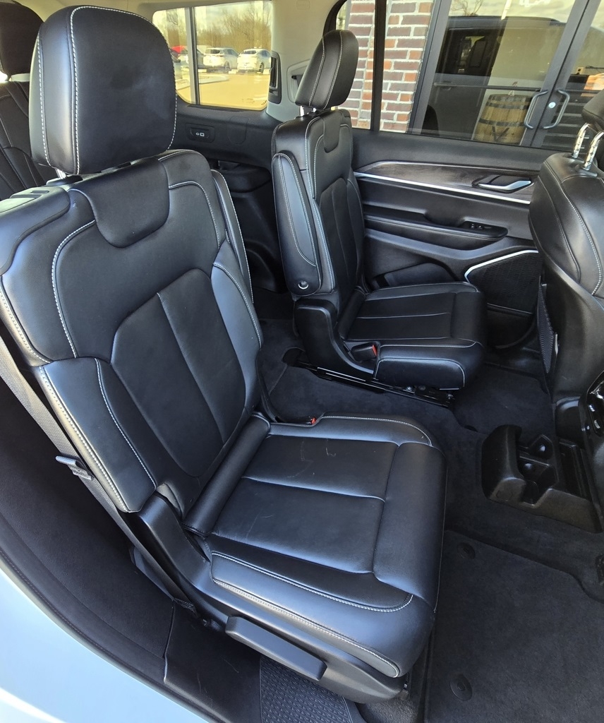 Jeep Grand Cherokee  2021