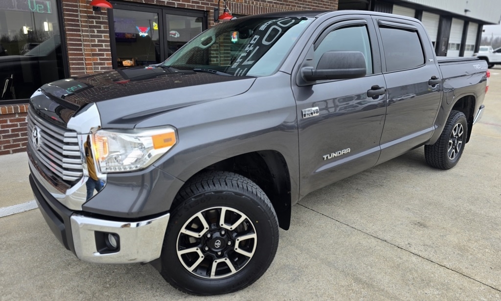 Toyota Tundra  2016