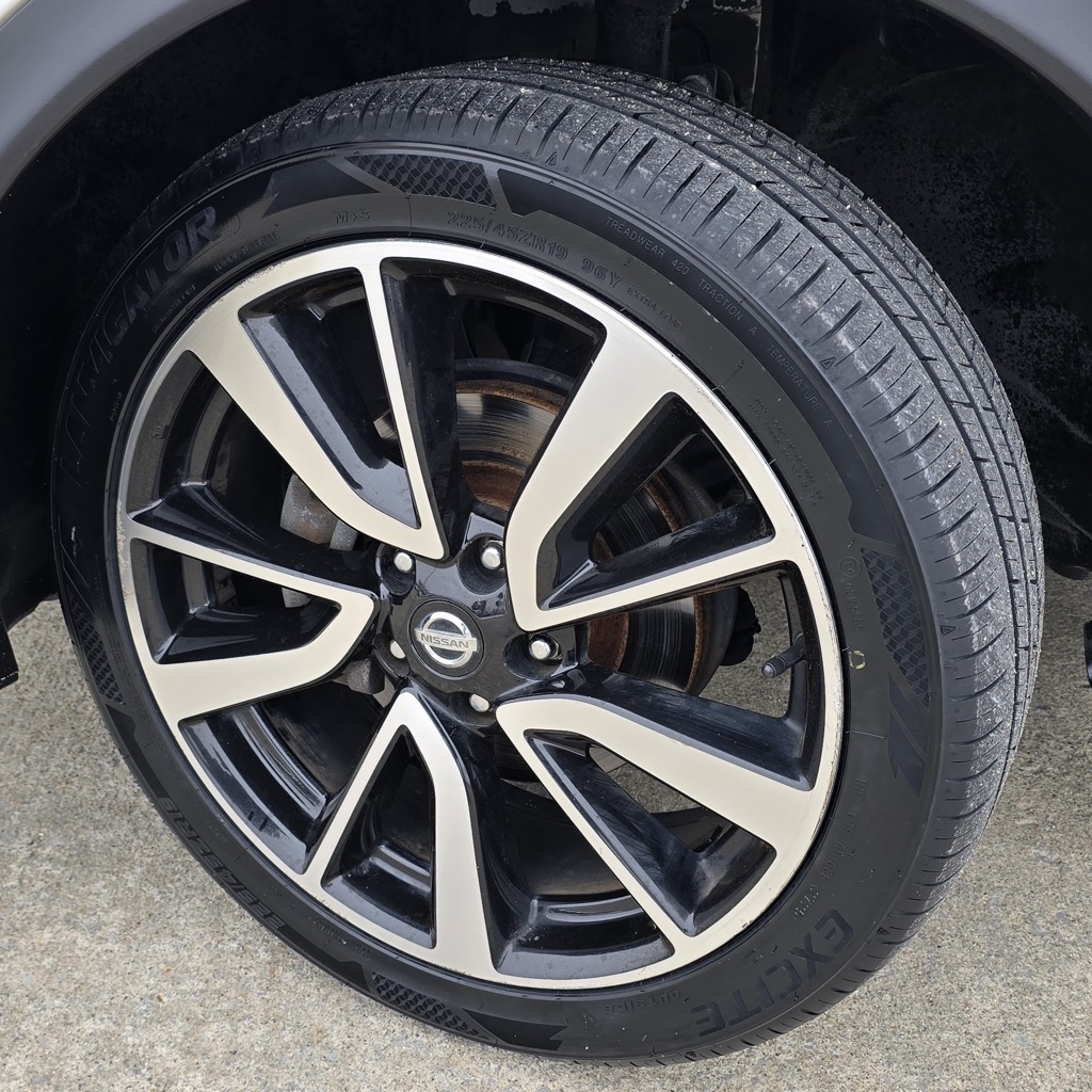 Nissan Rogue Sport  2017