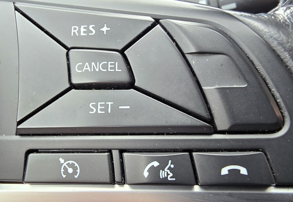 Nissan Rogue Sport  2017