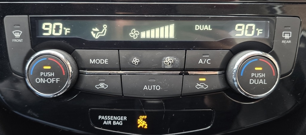 Nissan Rogue Sport  2017