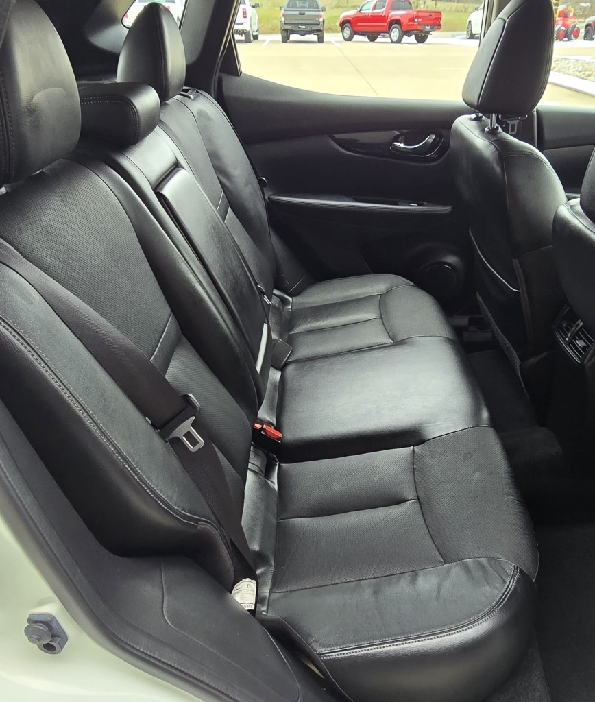 Nissan Rogue Sport  2017