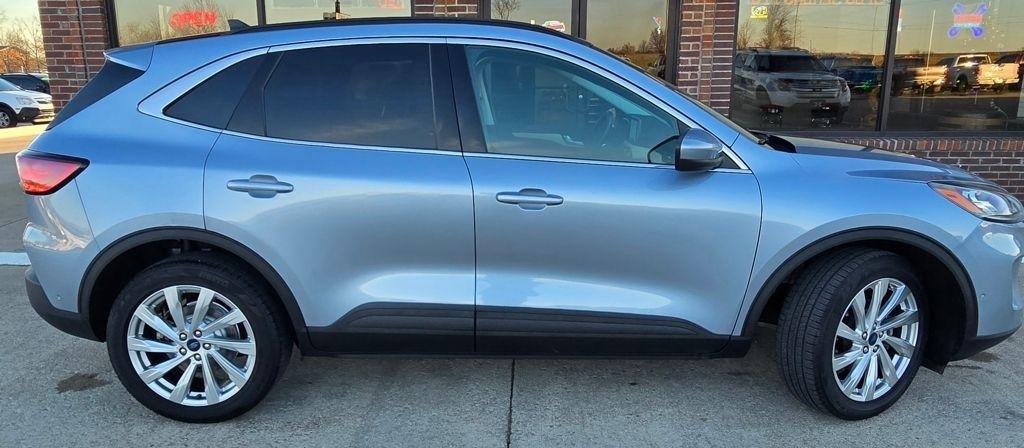 Ford Escape Hybrid  2022