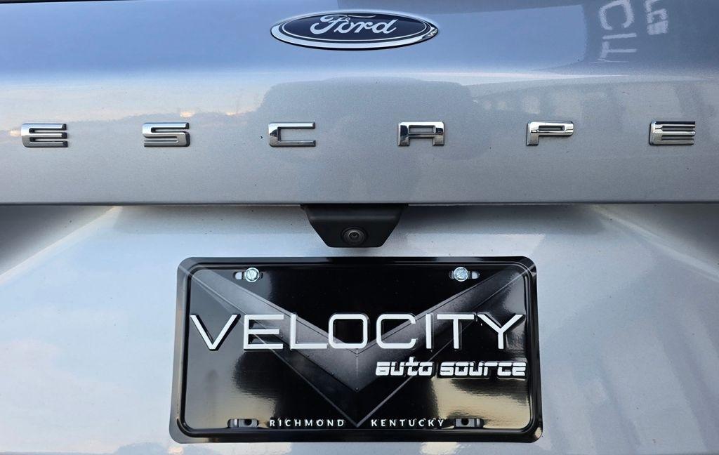 Ford Escape Hybrid  2022