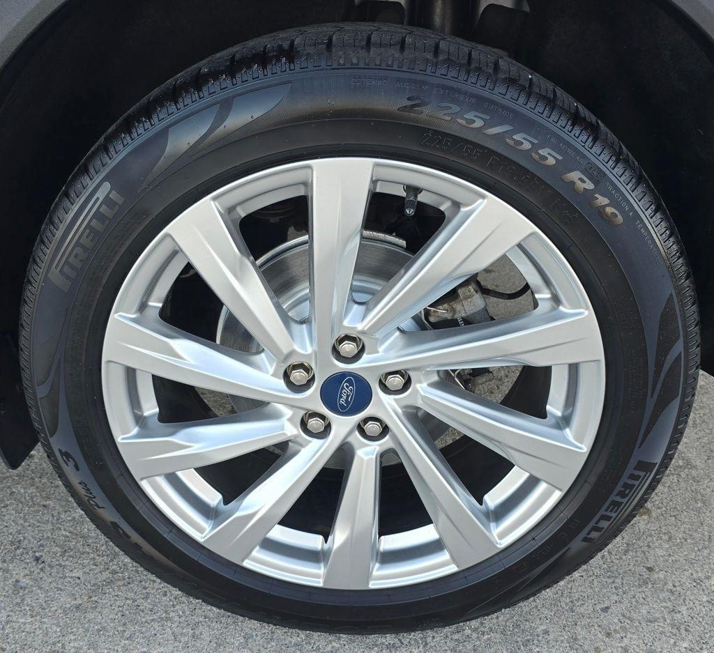 Ford Escape Hybrid  2022