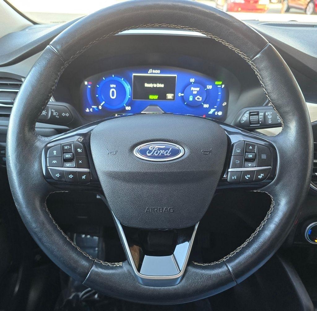 Ford Escape Hybrid  2022