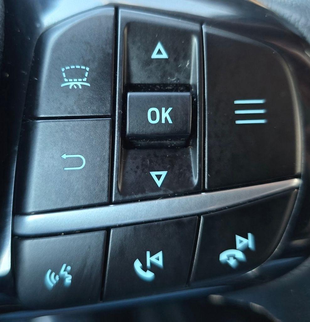 Ford Escape Hybrid  2022