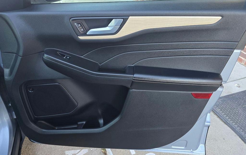 Ford Escape Hybrid  2022