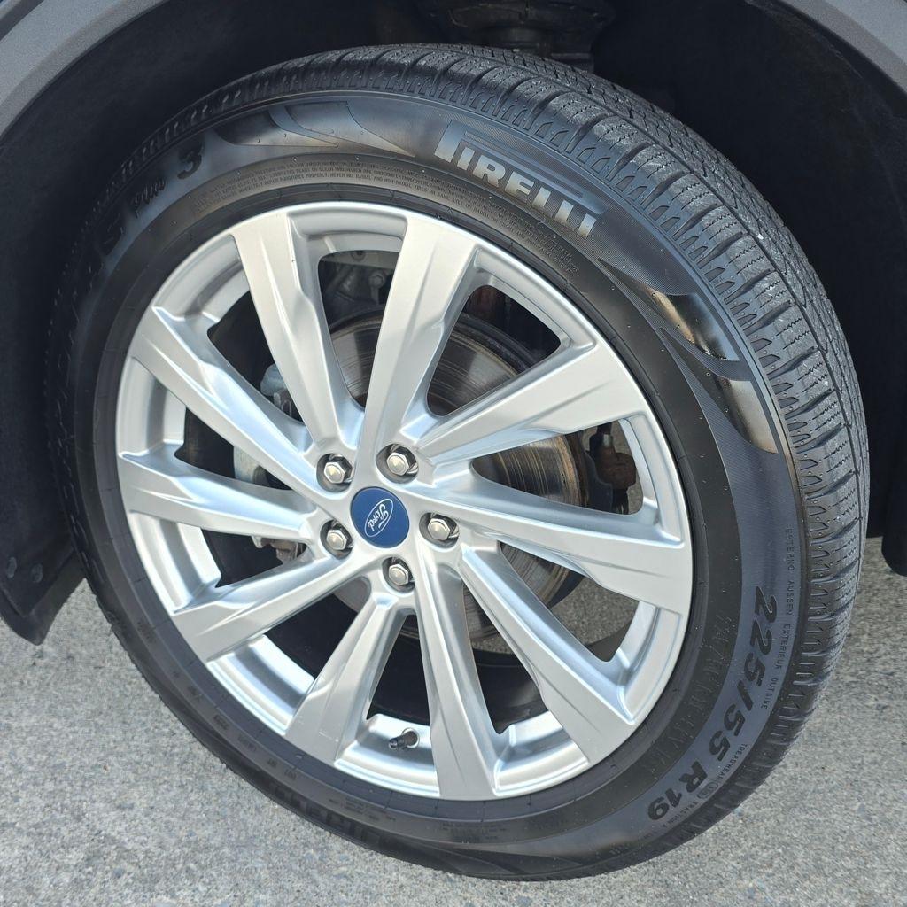 Ford Escape Hybrid  2022