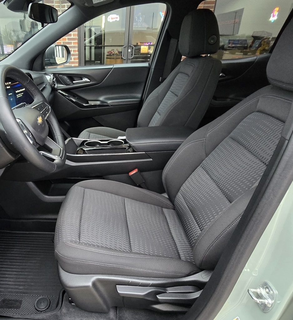 Chevrolet Equinox  2025