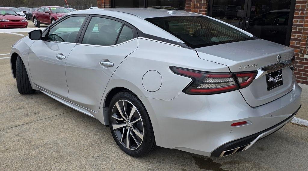 Nissan Maxima  2020