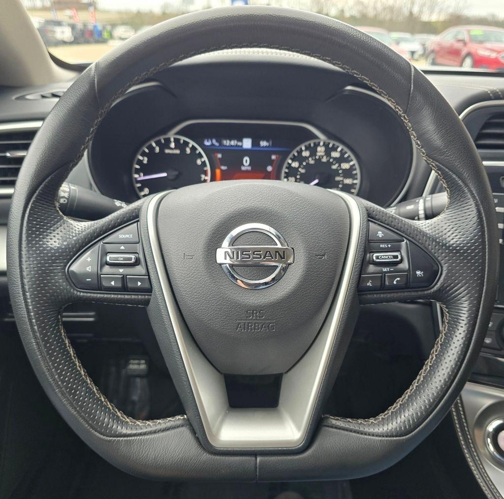Nissan Maxima  2020