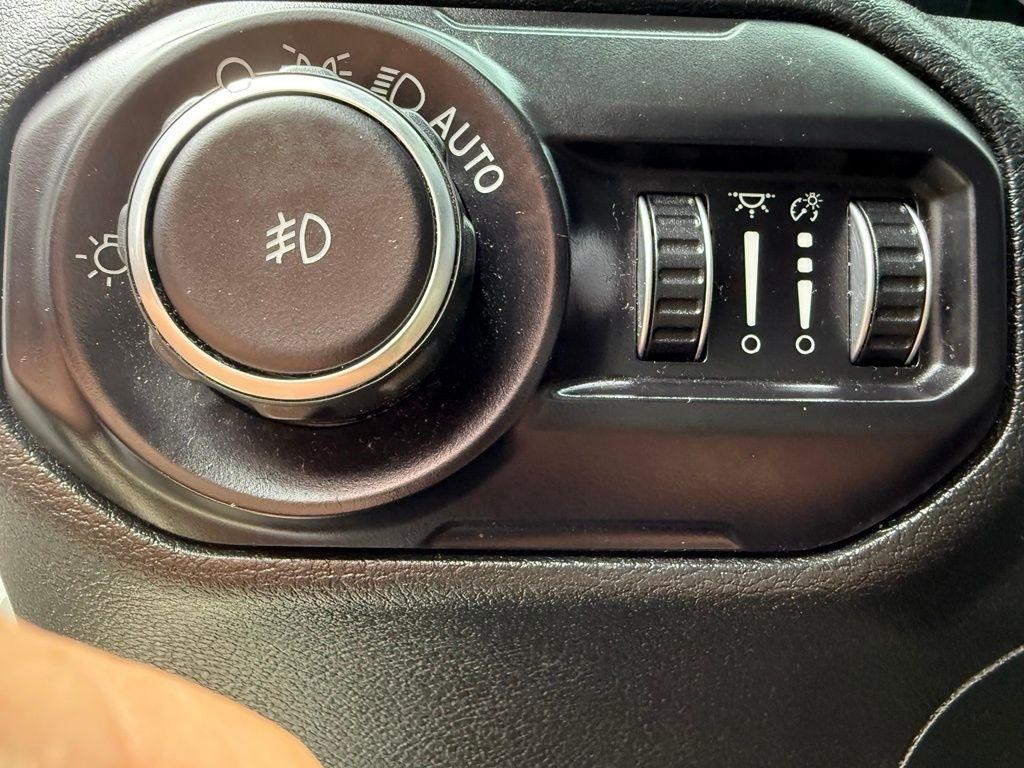 Jeep Wrangler  2018