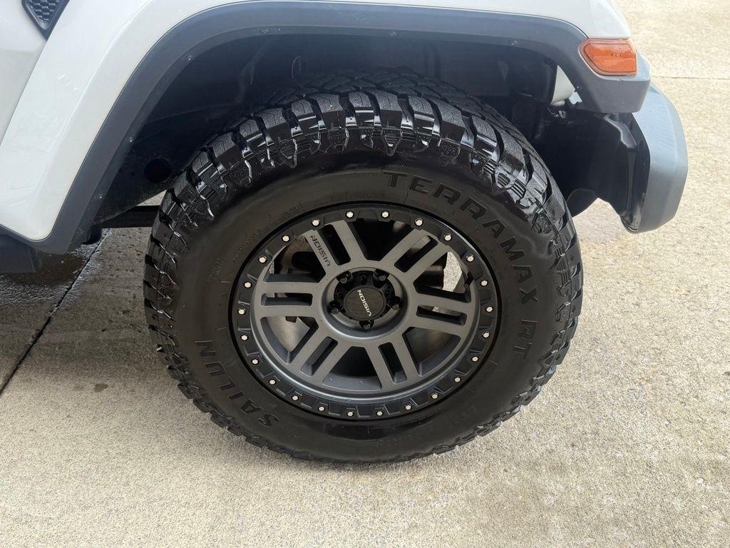 Jeep Wrangler  2018