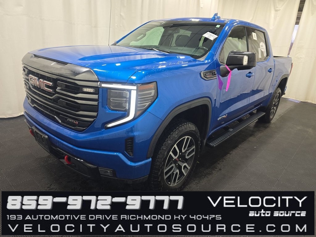 2022 GMC Sierra 1500 AT4's photo