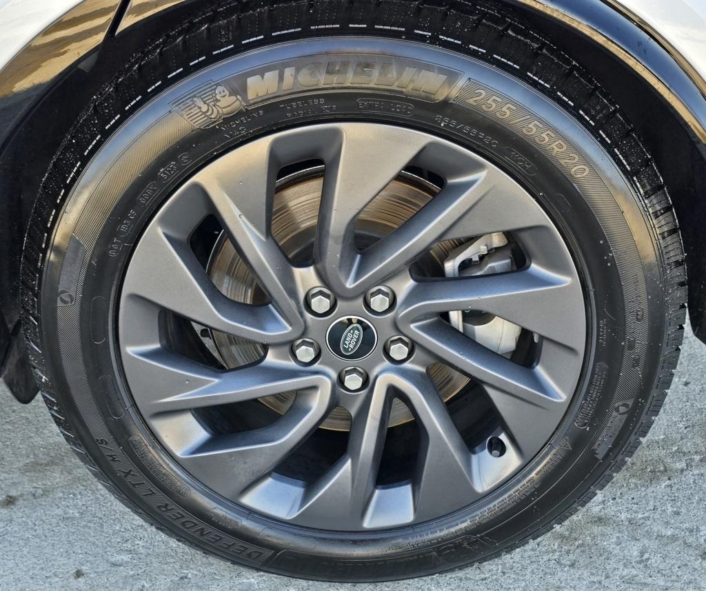 Land Rover Discovery  2023