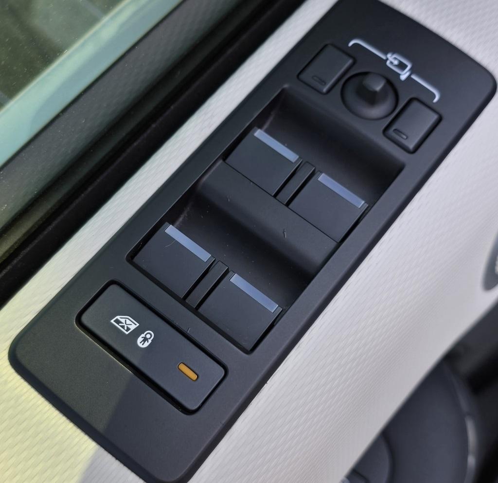 Land Rover Discovery  2023