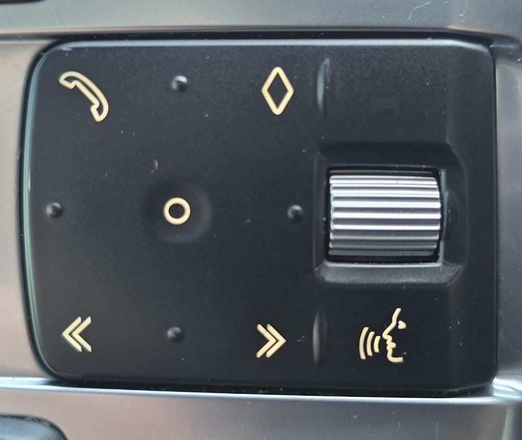 Land Rover Discovery  2023