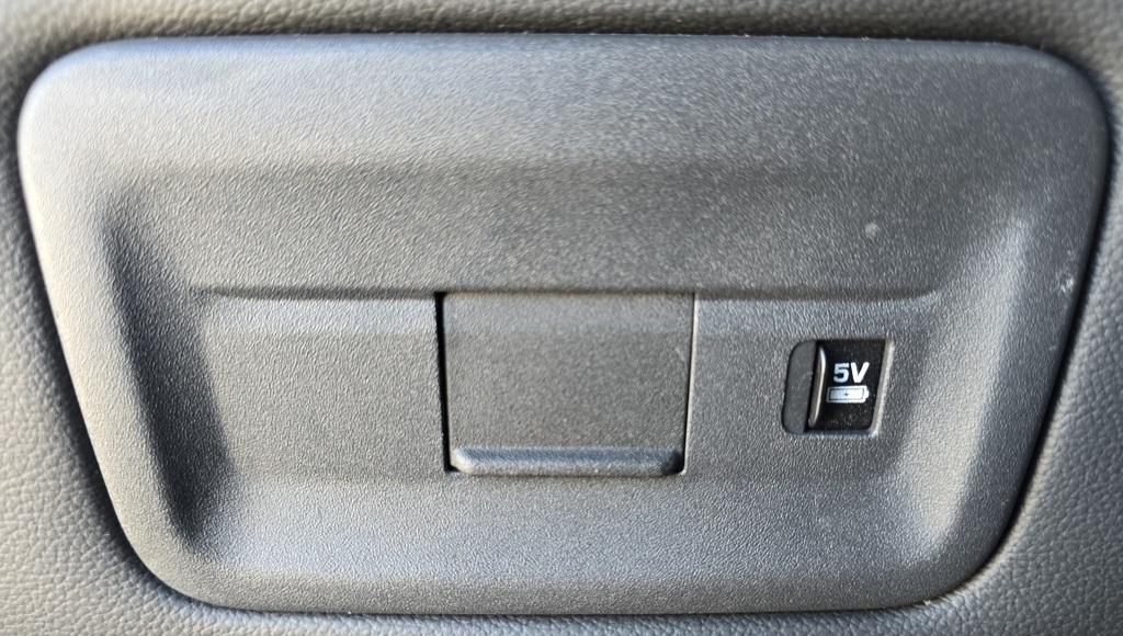 Land Rover Discovery  2023