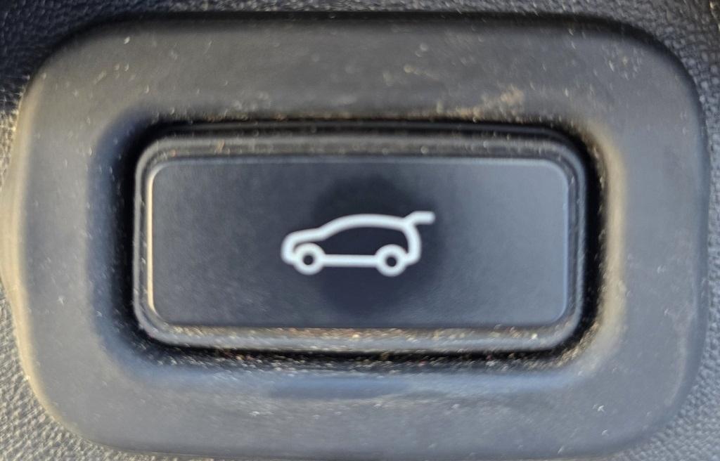 Land Rover Discovery  2023