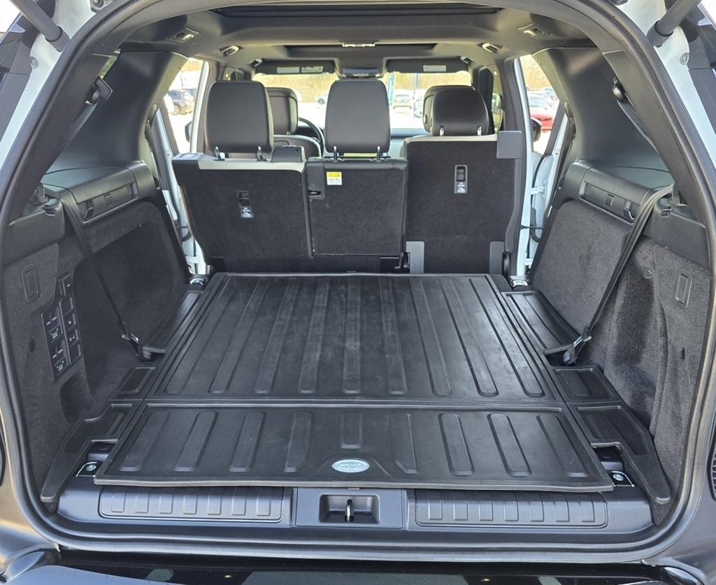 Land Rover Discovery  2023