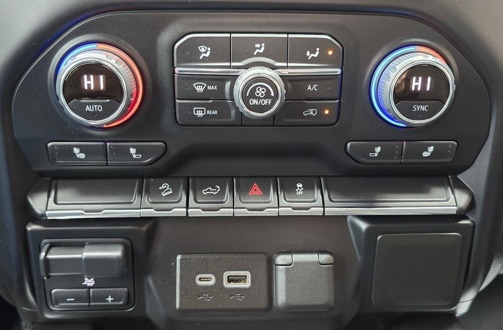 Chevrolet Silverado 1500  2021