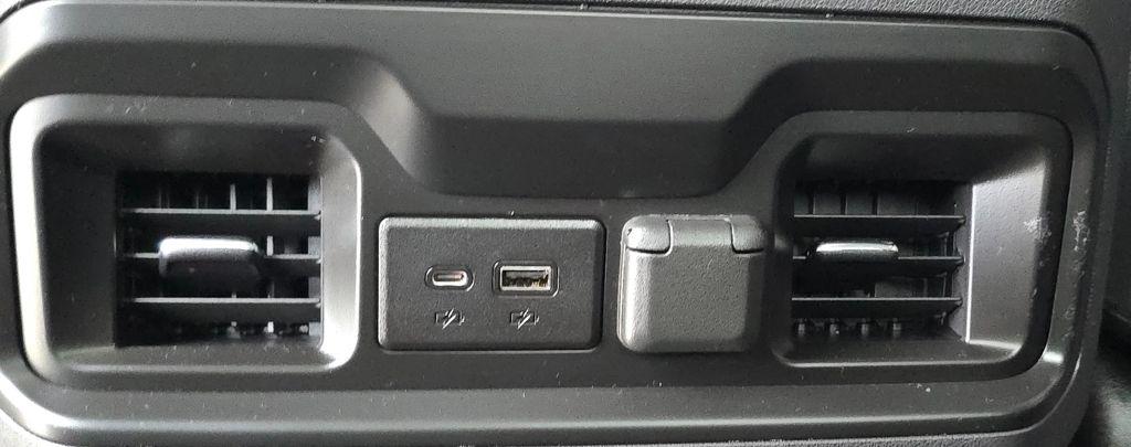 Chevrolet Silverado 1500  2021