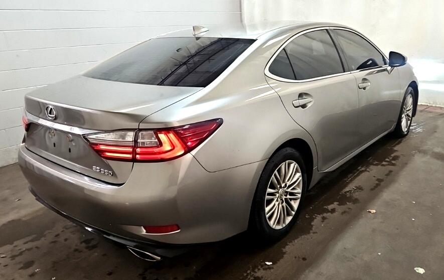 Lexus ES 350  2018