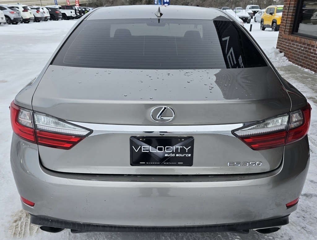 Lexus ES 350  2018