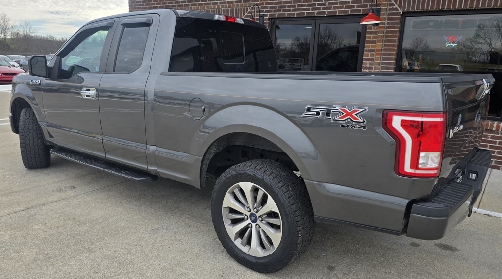 Ford F-150  2017