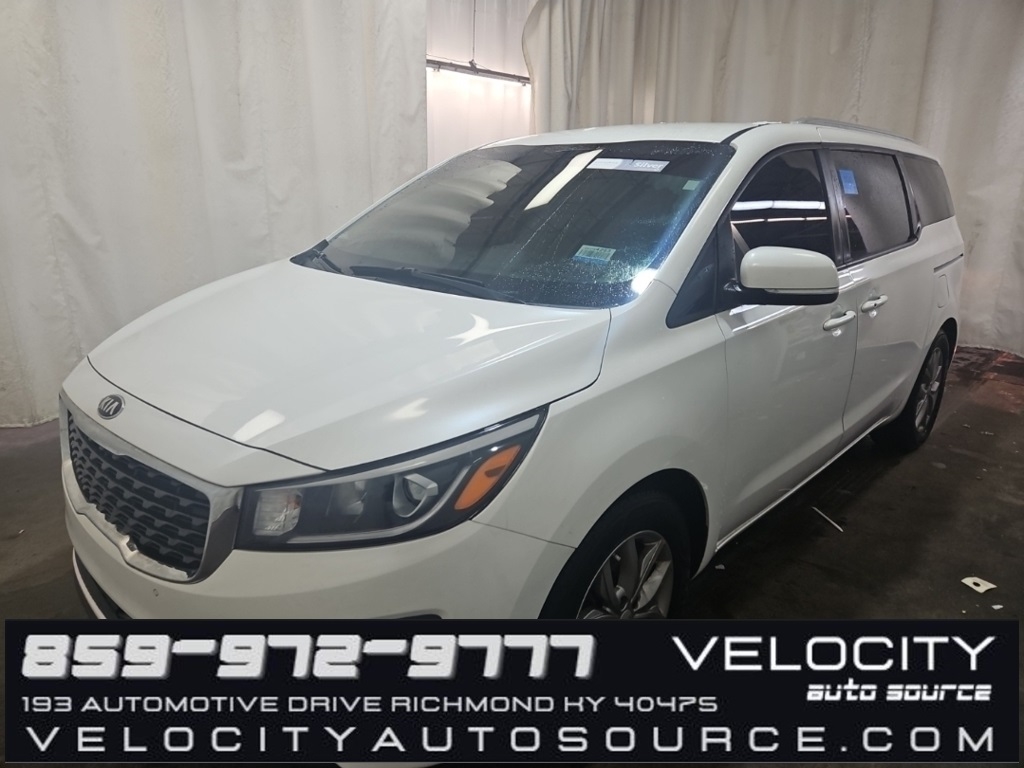 2020 Kia Sedona EX's photo