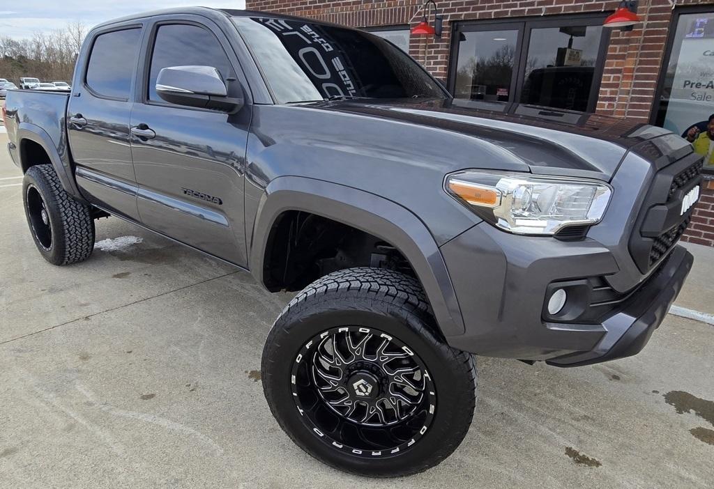Toyota Tacoma  2021