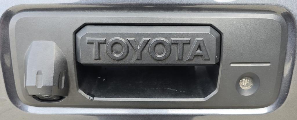 Toyota Tacoma  2021