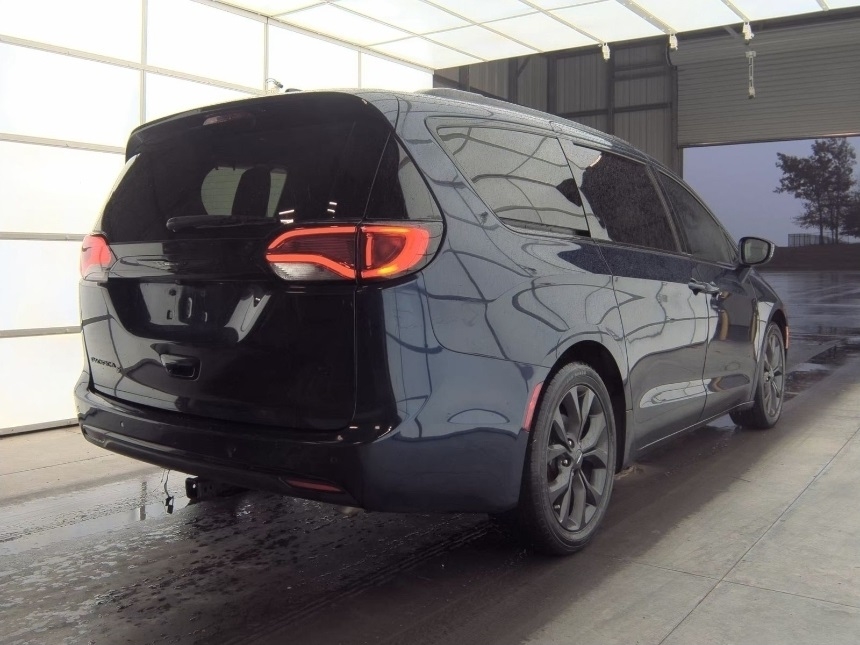Chrysler Pacifica  2019